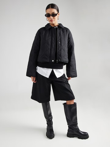 ONLY Between-Season Jacket 'ONLWALERIA' in Black