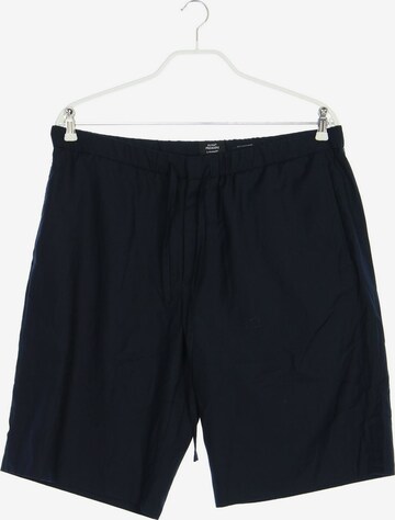 Avant Première Chino-Shorts in 40 in Blau: front