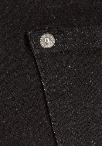 HECHTER PARIS Tapered Jeans in Schwarz
