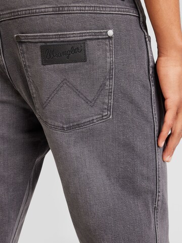 WRANGLER Regular Jeans in Grau