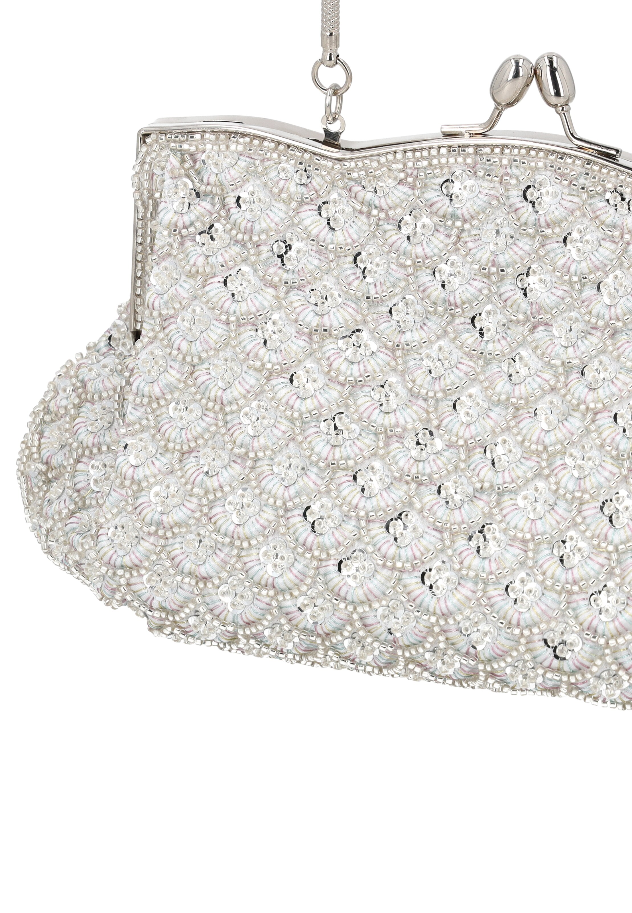 Usha Clutch in Zilver