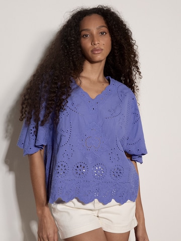 Apricot Blouse ' ' in Purple: front