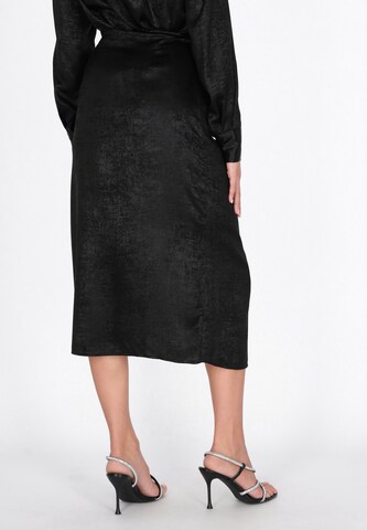 faina Skirt in Black