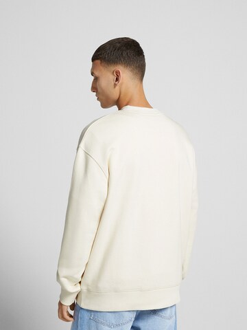 Bershka Sweatshirt in Weiß