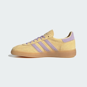 ADIDAS ORIGINALS Низкие кроссовки 'Handball Spezial' в Оранжевый