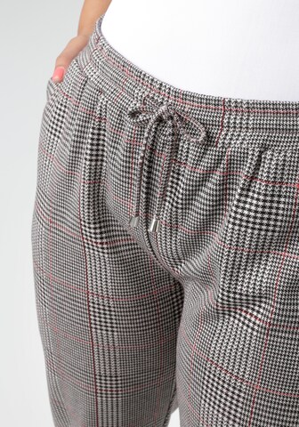 Aniston Regular Pants in Black