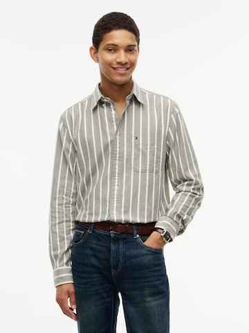 TOMMY HILFIGER Regular fit Button Up Shirt in Green: front