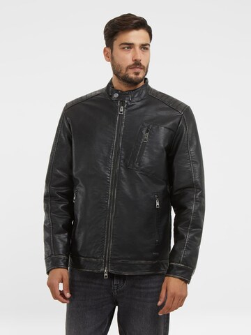 GUESS Übergangsjacke in Schwarz: Vorderseite