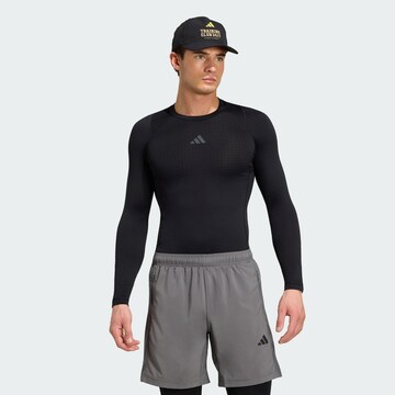 ADIDAS PERFORMANCETehnička sportska majica - crna boja: prednji dio