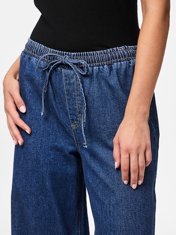 PIECES - Loosefit Vaquero ' PCSILKE' en azul