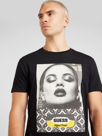 GUESS T-Shirt 'GIRL COLLAGE' in Schwarz