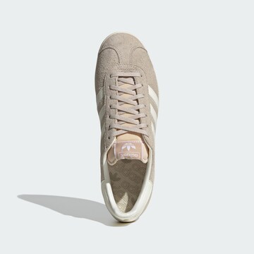 ADIDAS ORIGINALS Nízke tenisky 'Gazelle' - Béžová