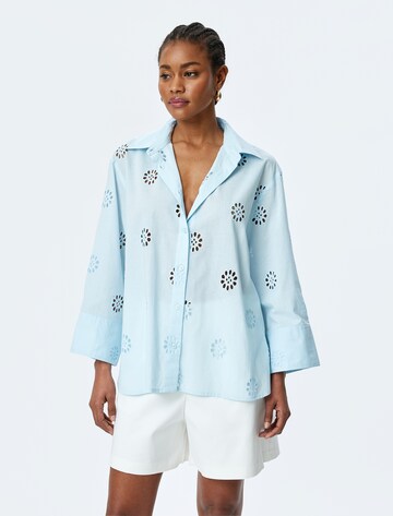 Koton Blouse in Blue: front