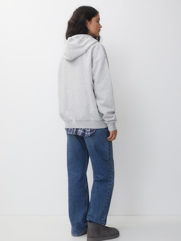 Pull&Bear Sweatjacke in Grau