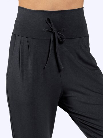 Magadi Regular Sporthose 'Francis' in Schwarz