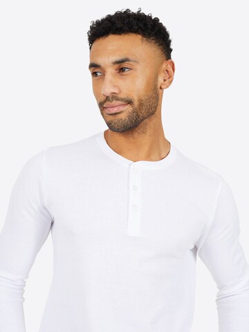 BRAVE SOUL Shirt in Wit