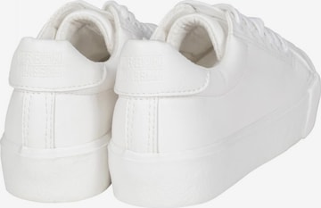 Urban Classics Sneakers in White