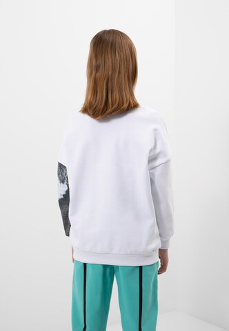 Gulliver Sweatshirt in White