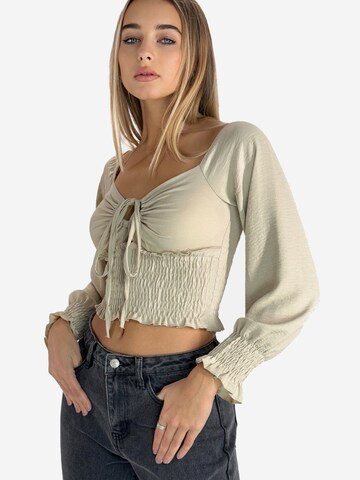 Elara Bluse in Beige