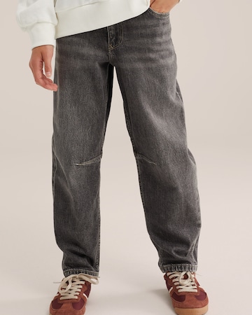 WE Fashion Vat Jeans in Grijs: voorkant