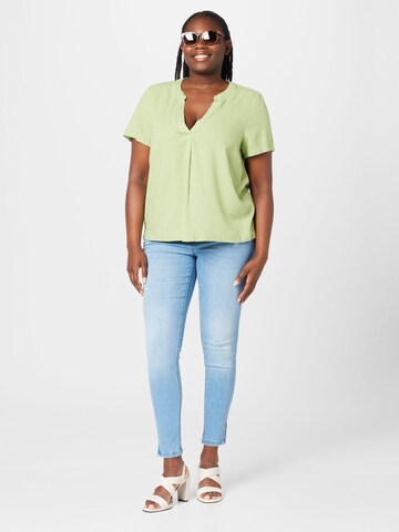Vero Moda Curve Shirt 'Mymilo' in Grün