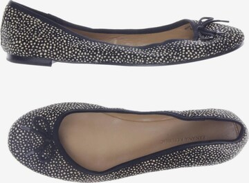 Banana Republic Flats & Loafers in 37,5 in Black: front