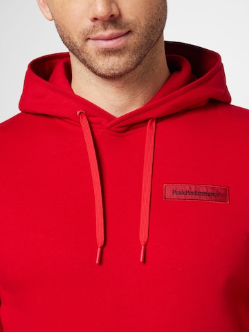 PEAK PERFORMANCE Sweatshirt in Rot