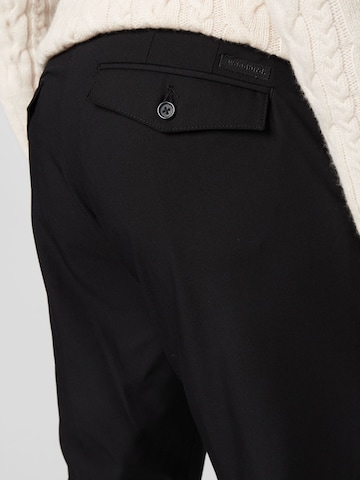 Woodbird Regular Pleated Pants 'Eik' in Black