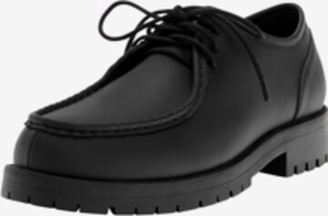 Pull&Bear Lace-up shoe in Black: front