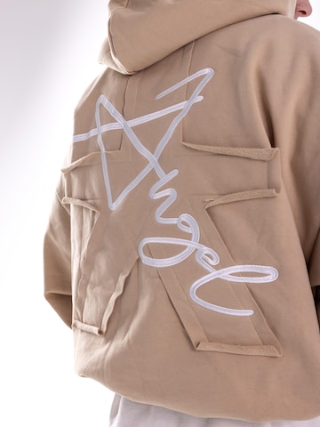 Tuta da jogging di BTY in beige
