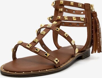 KAMMI Sandals in Brown: front