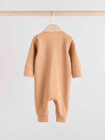 Pijamale de la Next pe maro