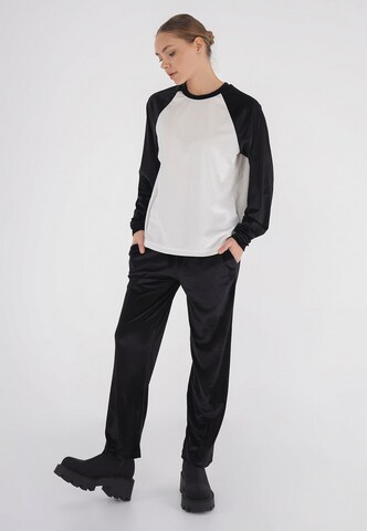 FRESHLIONS Sweatshirt 'Sally' in Wit