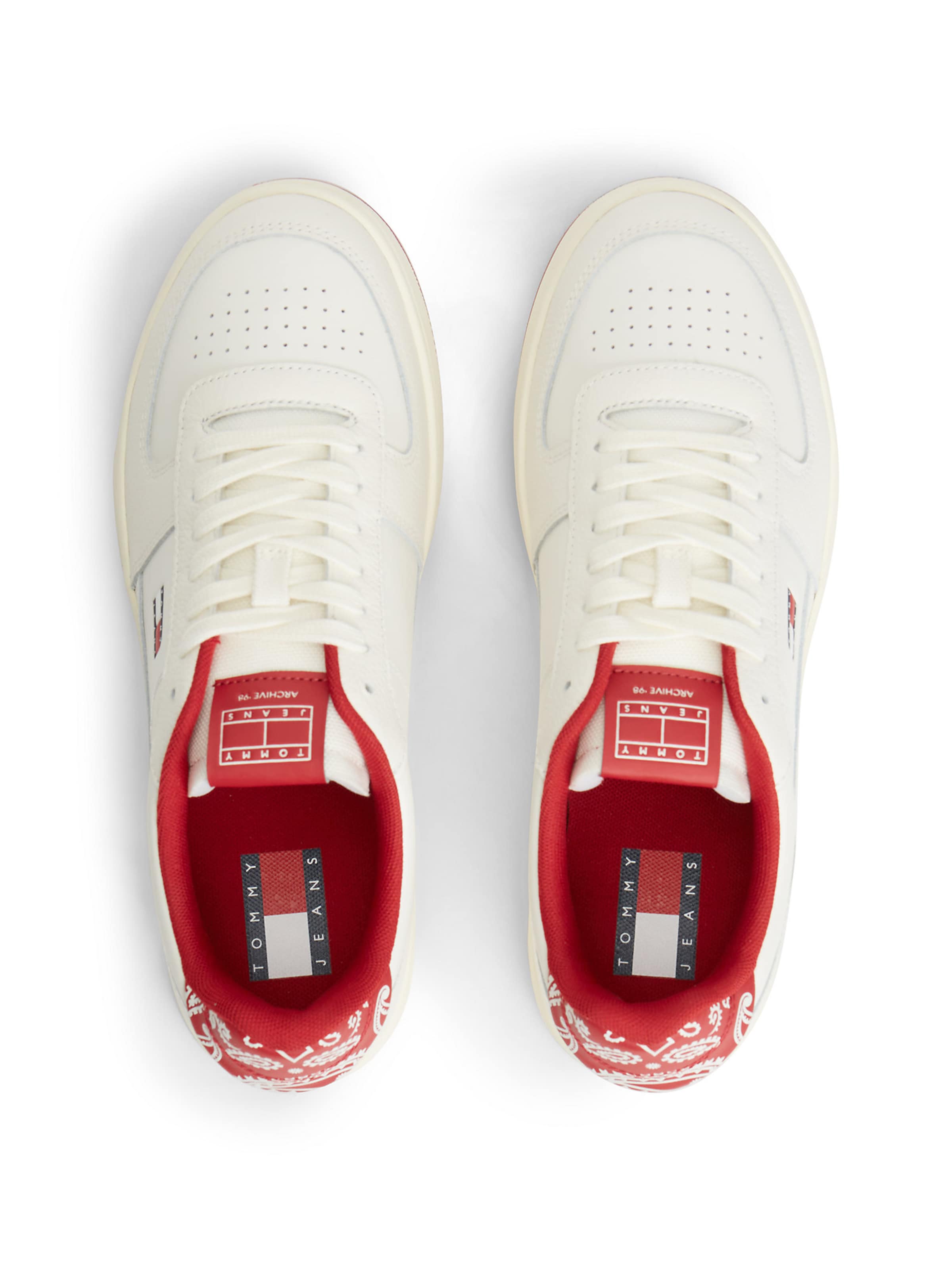 Tommy Jeans Sneakers in White