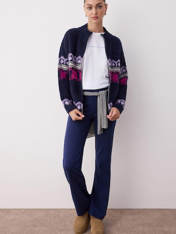 Trendyol Strickjacke in Blau