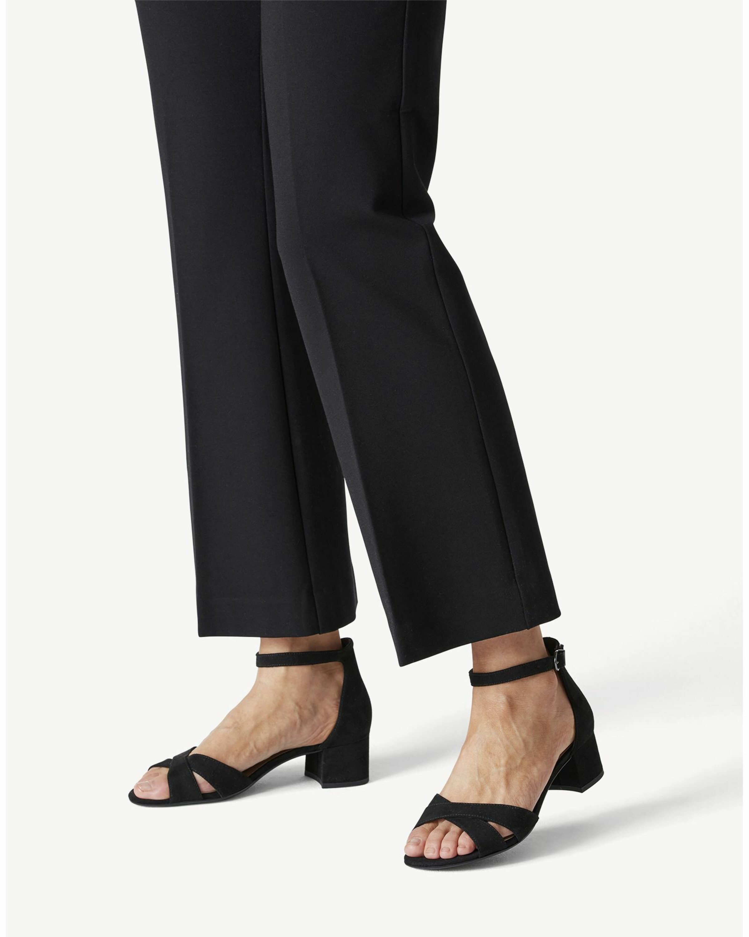 Frauen Sandalen TAMARIS Sandale in Schwarz - NG18429 Frauen Sandalen TAMARIS Sandale in Schwarz - NG18429