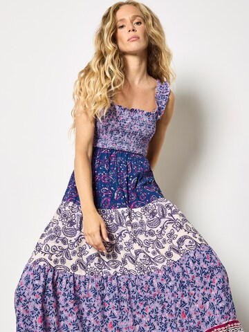 Apricot Patchwork Floral Paisley Maxi Dress ' ' in Mischfarben