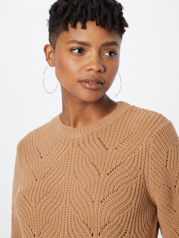 Trendyol Sweater in Beige