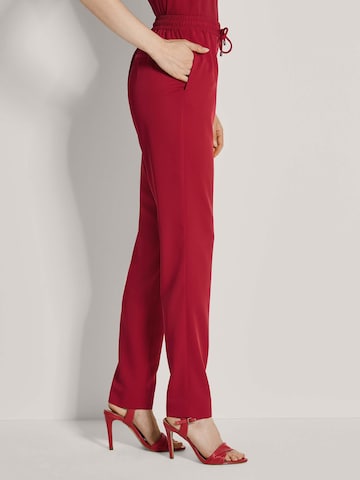 Effilé Pantalon MADELEINE en rouge