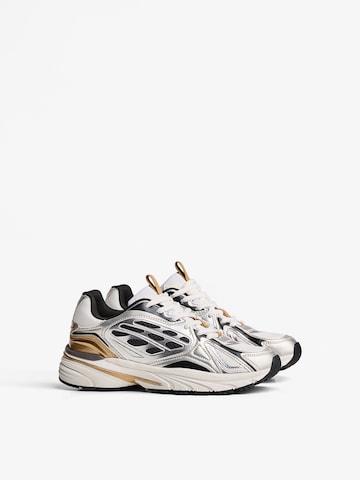 Bershka Sneakers in Mixed colors
