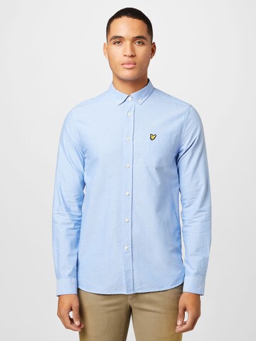 Lyle & Scott Средняя посадка Деловая рубашка в Синий: спереди