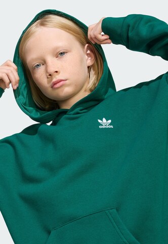 Felpa di ADIDAS ORIGINALS in verde