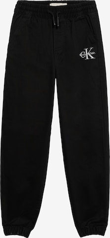 Effilé Pantalon 'ESSENTIAL' Calvin Klein Jeans en noir : devant