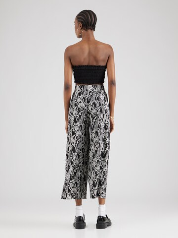 s.Oliver Wide Leg Hose in Schwarz