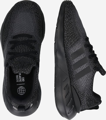 ADIDAS ORIGINALS Platform trainers 'Swift Run 22' in Black