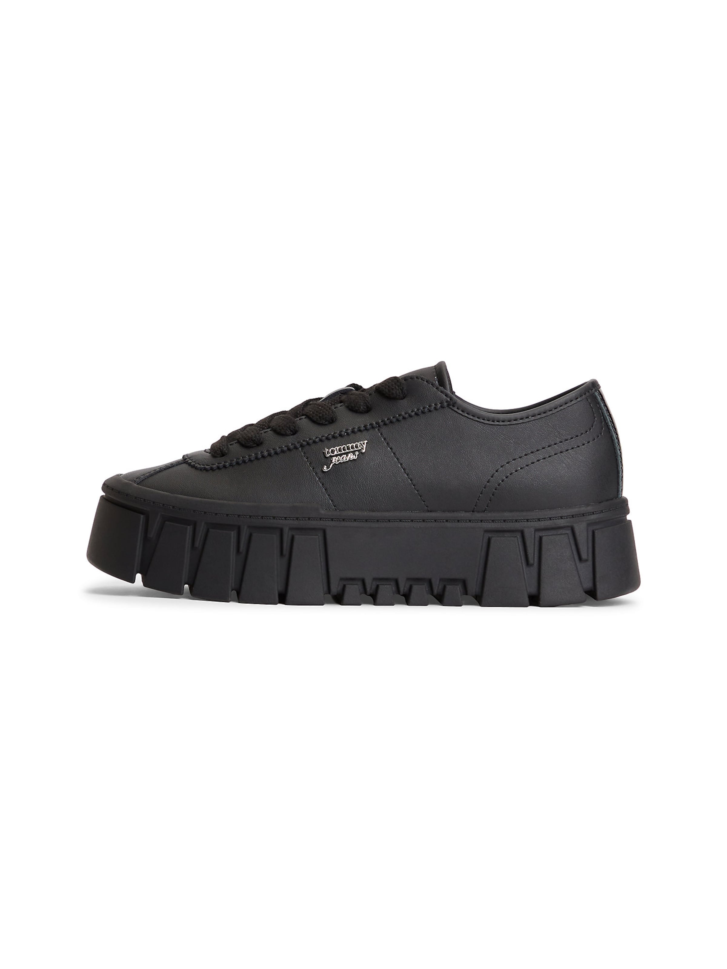 Tommy Jeans Sneakers in Black: front