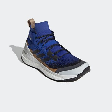 ADIDAS TERREX Félcipő 'TERREX Free Hiker Primeblue' - kék