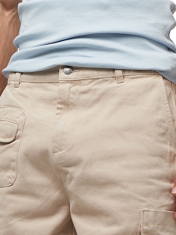 Low Lights Studios Regular Cargo Jeans in Beige