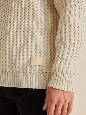 DAN FOX APPAREL Sweater 'Matthew' in White