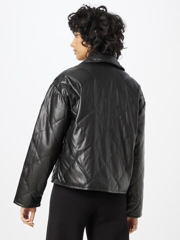 VERO MODA Between-Season Jacket in Black